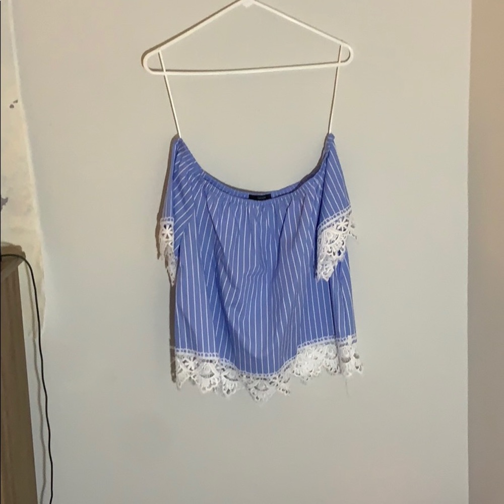 Forever 21 blue and white stripes top w lace